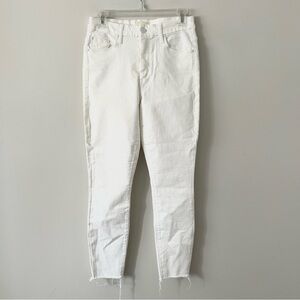 MOTHER High Waisted Looker Ankle Fray Jeans in Fairest of Them All Wash